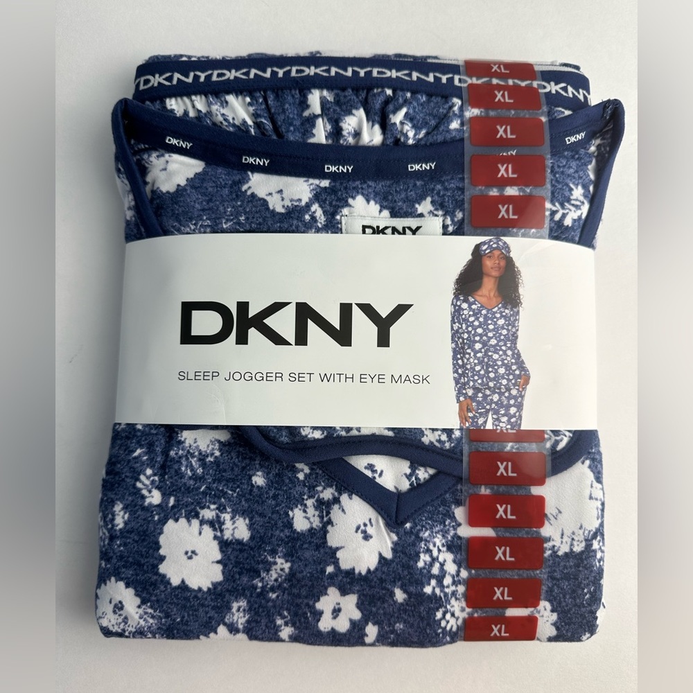 DKNY 3 Piece Sleep Jogger Set with Eye Mask NWT Blue White Flowers Super Soft!
